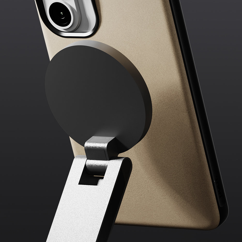 A refined rear geometry creates a smooth magnetic plane for secure attachment of accessories compatible with MagSafe. Fully supports wireless charging with MagSafe and Qi-enabled devices—no need to remove the case.