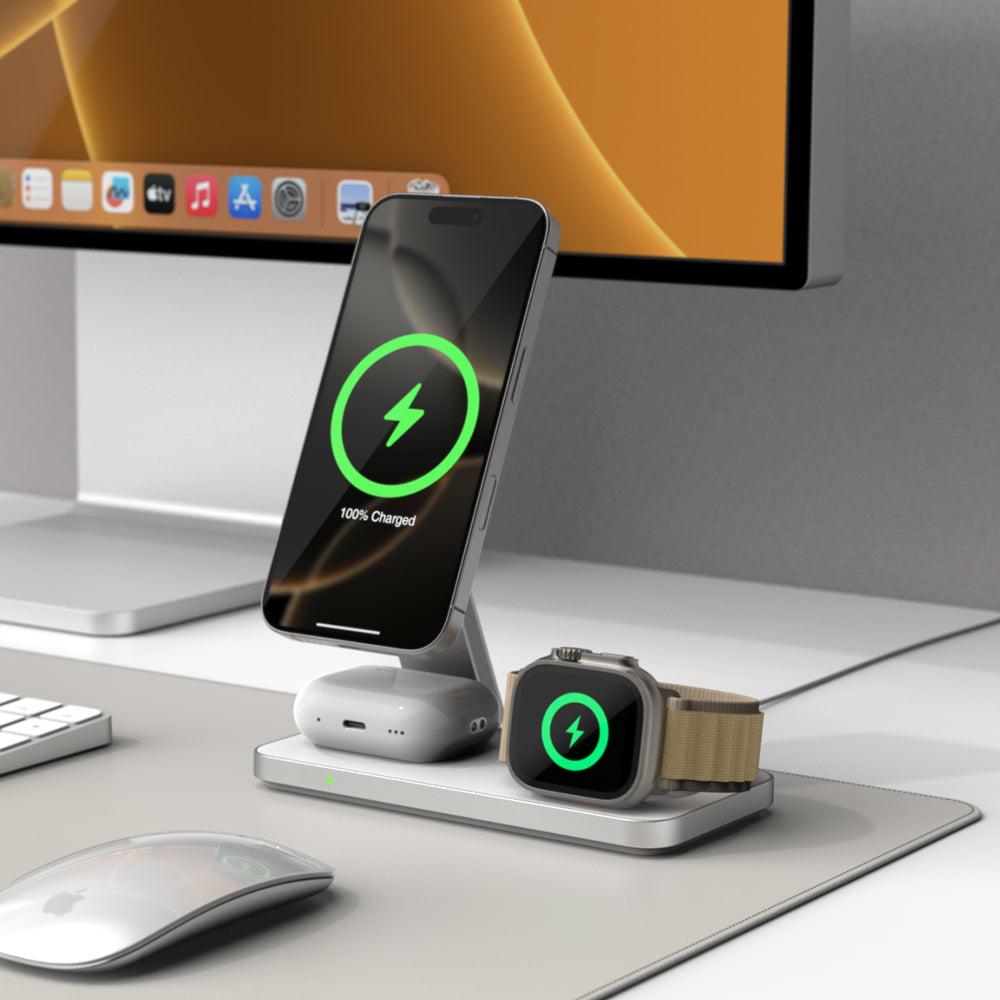 Constructed with a weighted metal base and anti-slip bottom pads, this charger remains stable during use. The sturdy design ensures you can easily remove your devices with one hand without the charger tipping over.