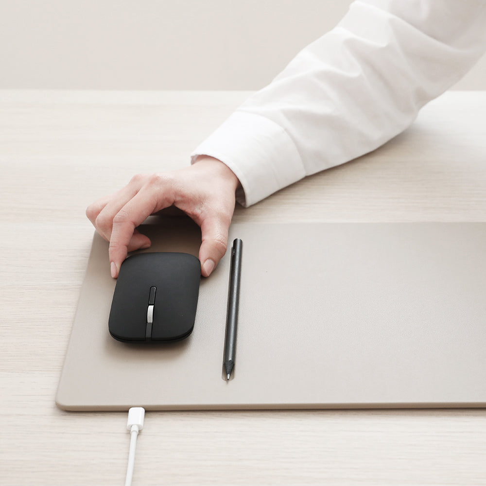 Designed with 30% more surface space, this upgraded design enhances productivity by providing ample room for multitasking and workspace organization. 