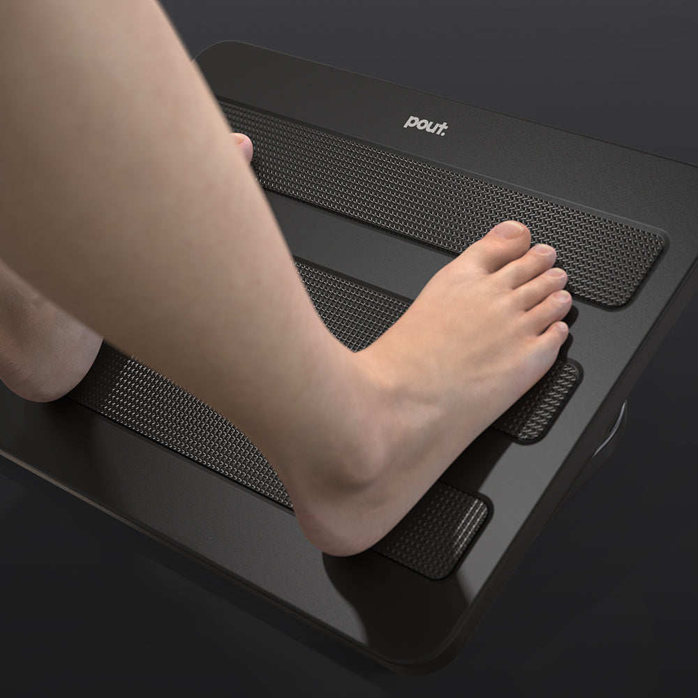 The footrest features a free-floating platform that tilts back and forth by applying slight pressure. This allows for full leg stretches and lower-leg movement, which helps minimize fatigue and increase circulation—important when sitting for long periods of time. 